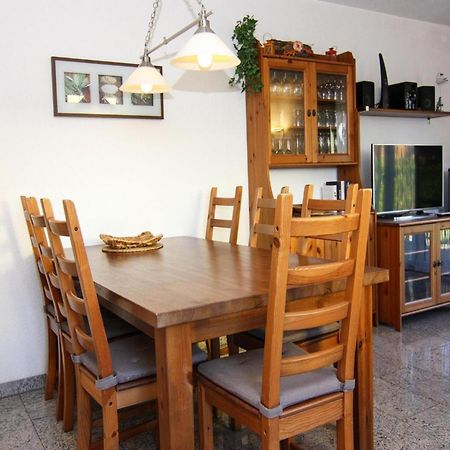 Doppelhaushaelfte In Zingst Villa Luaran gambar